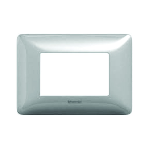 [AUT.01.585] BTICINO Placa Matix 3 módulos acabado metalizado color plateado